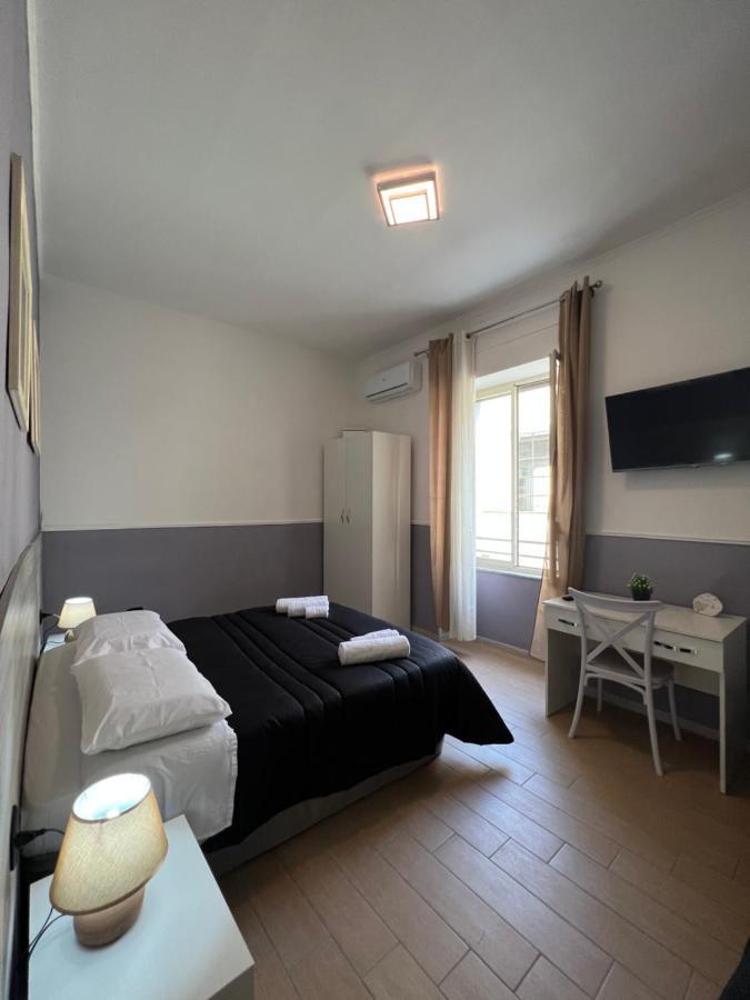 Silvana Appartamento Napoli Bagian luar foto
