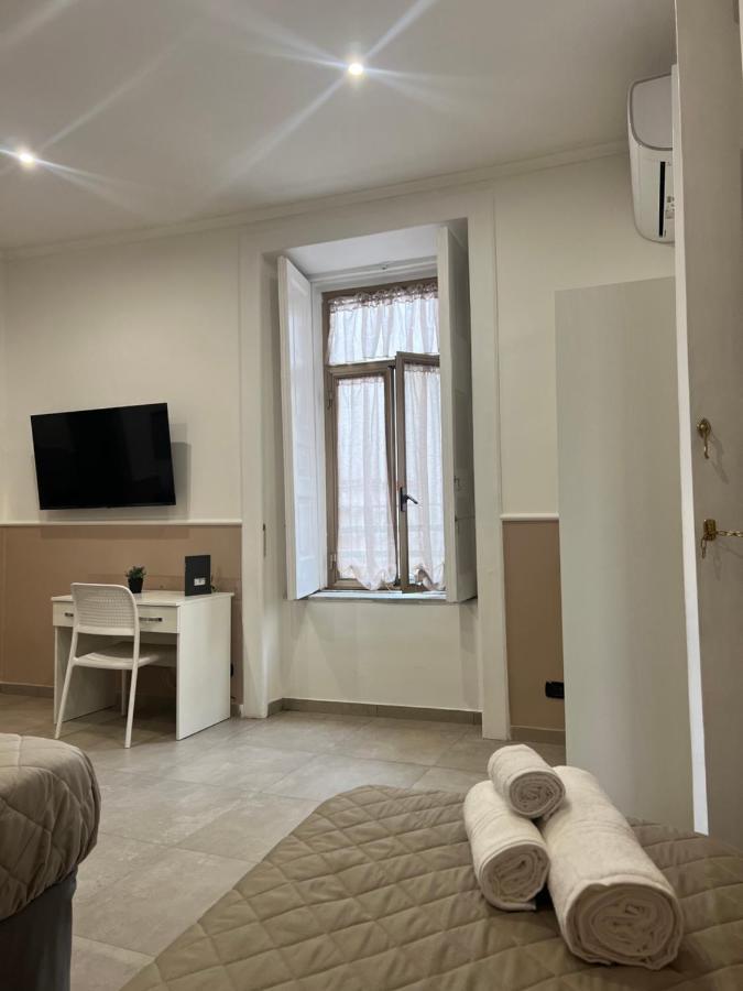 Silvana Appartamento Napoli Bagian luar foto